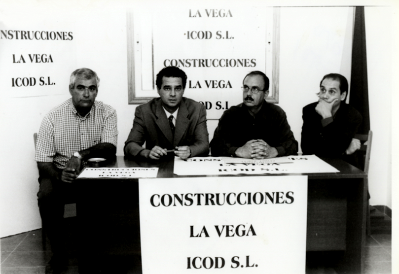 Florencio Álvarez ( 1º por la derecha), en una foto retrospectiva