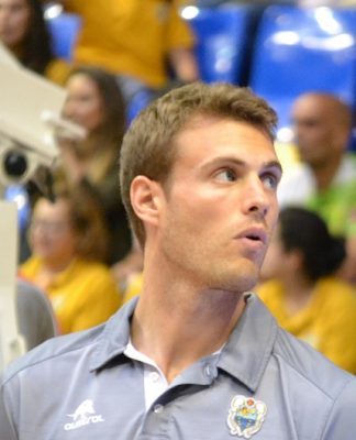 El Canarias oficializa la renovación de Tim Abromaitis