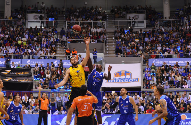 El Canarias-Burgos cambia de horario