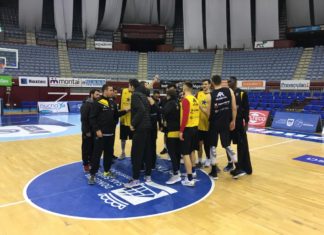 El Canarias recupera a Ponitka para su importante visita a Donostia