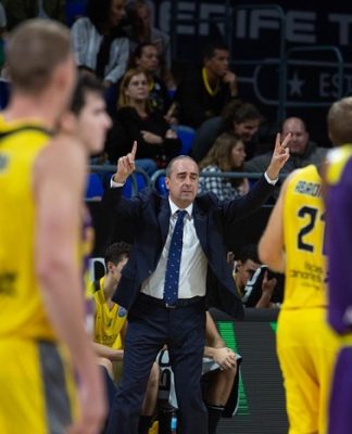 Txus Vidorreta: «Los jugadores han mantenido el tono durante los cuarenta minutos»