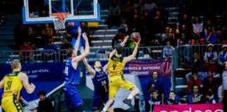 Y Santi Yusta cogió su fusil (76-86)