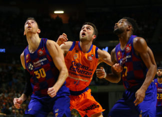 El ex aurinegro Tobey lidera al Valencia Basket ante el Barcelona