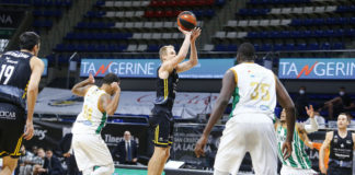 El Iberostar Tenerife reacciona a tiempo (77-73)