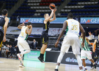 El Iberostar Tenerife reacciona a tiempo (77-73)