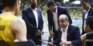 Txus Vidorreta: «No hemos sido capaces de tener opción de volver al partido»