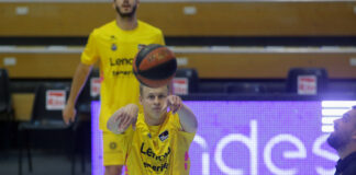 Sasu Salin: «Tenemos que jugar más duros en defensa y confiar en nosotros»