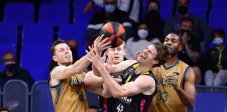 Lenovo suda la gota gorda (99-97)