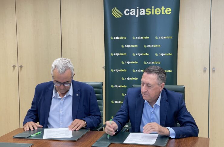Cajasiete vuelve a apostar por la cantera aurinegra