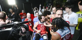 Mala suerte para Spencer Butterfield: Campeón de Copa, MVP de la final y lesión grave