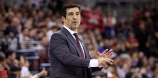 Pablo Pin, su equipo y una diferencia de criterio arbitral importante