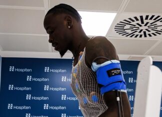 Badji ya deja huella bajo los aros del Santiago Martín