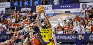 La Laguna Tenerife tropieza en Manresa y cede la segunda plaza al Valencia (86-83)