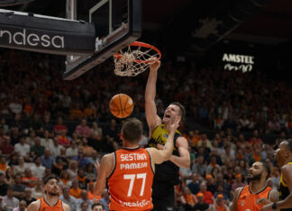 La Laguna Tenerife cae en Valencia en el primer asalto (83-65)