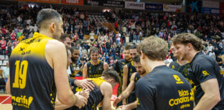 La Laguna Tenerife adelanta la Navidad en Fontajau con un Van Beck de ensueño (89-96)