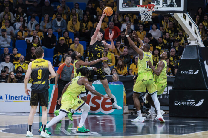 RS870979_J15 LLT-HIO Firmar acb Photo - Emilio Cobos_hpr