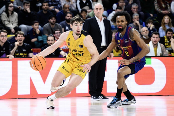 RS878571_J17 BAR-LLT Firmar acb Photo - David Grau_hpr