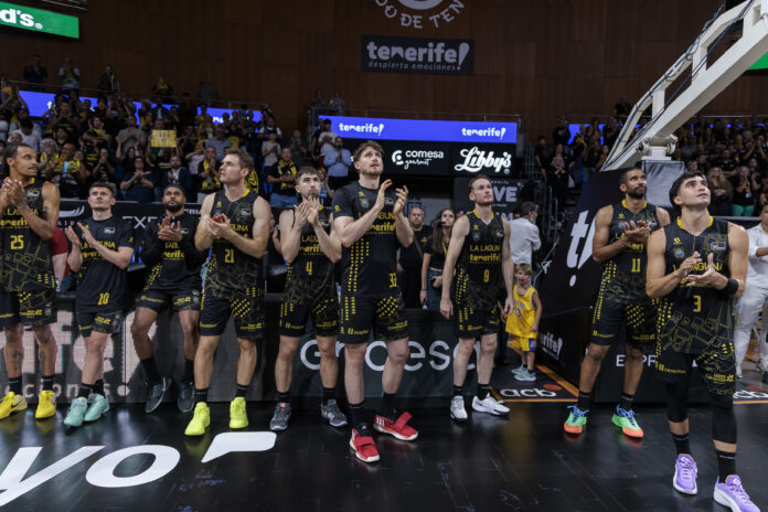 RS922121_J40 LLT-BAR Firmar acb Photo - Emilio Cobos_hpr